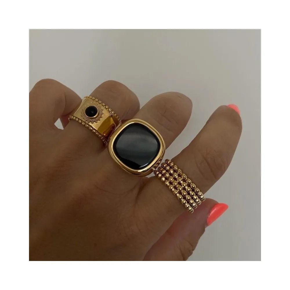Anillo Malenka Black Oro