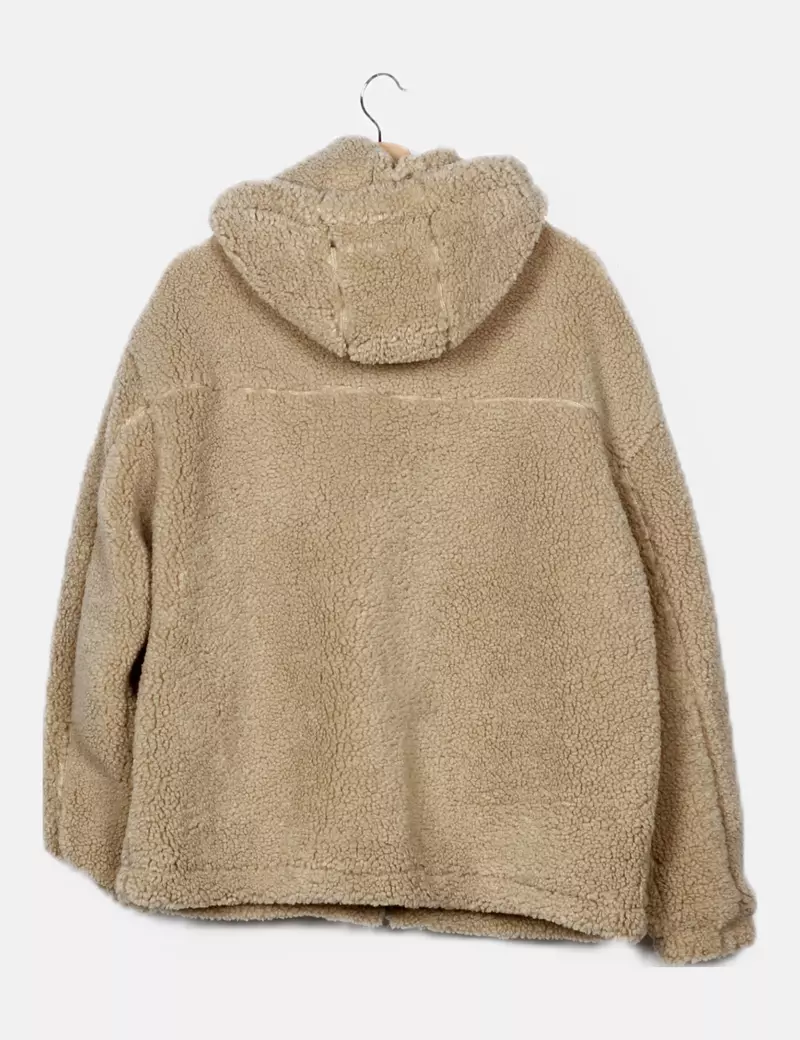 Bershka Abrigo borrego beige