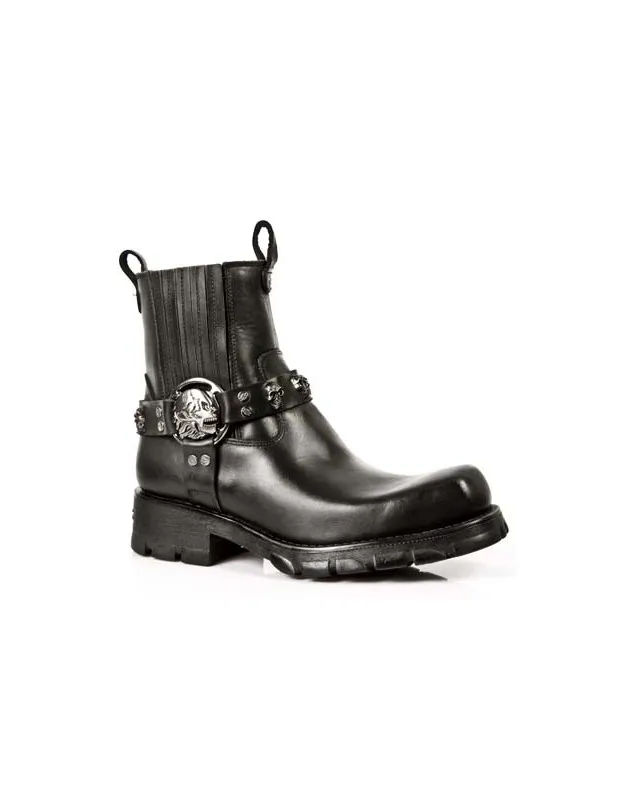 BLACK NEWROCK MOTORCYCLE ANKLE BOOTS WITH SKULL STUDS