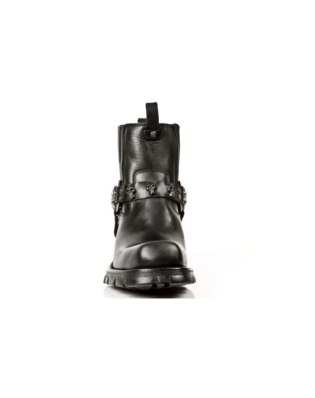 BLACK NEWROCK MOTORCYCLE ANKLE BOOTS WITH SKULL STUDS