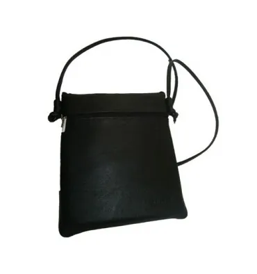 Bolso rectangular con 2 cremalleras Attanze en negro