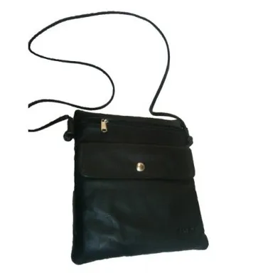 Bolso rectangular con bolsillo exterior Attanze en negro