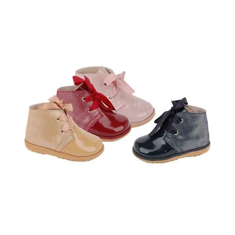 Botas niña con cordon raso