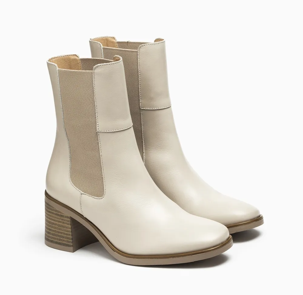 Botin Chelsea beige piel tacón
