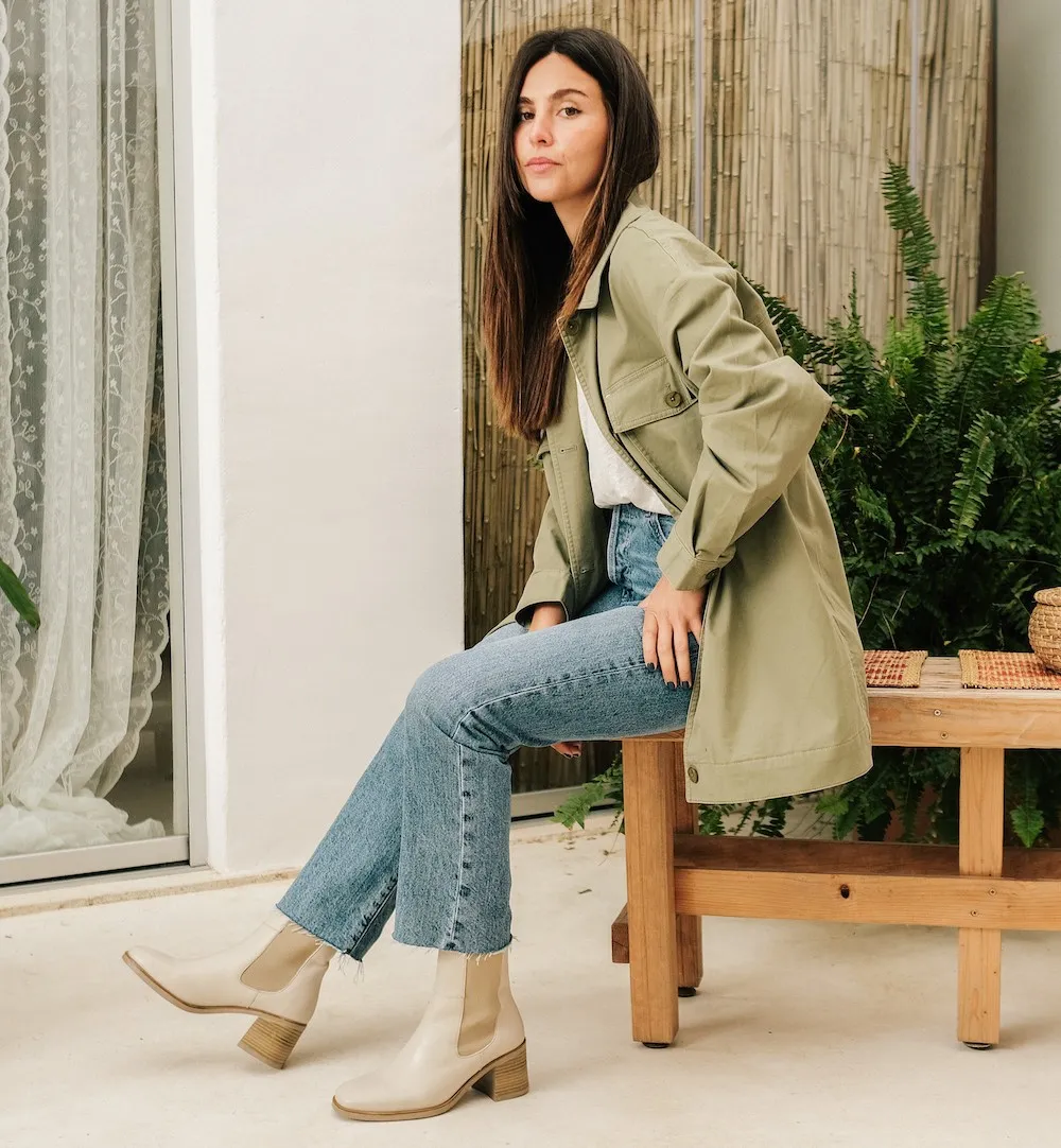 Botin Chelsea beige piel tacón
