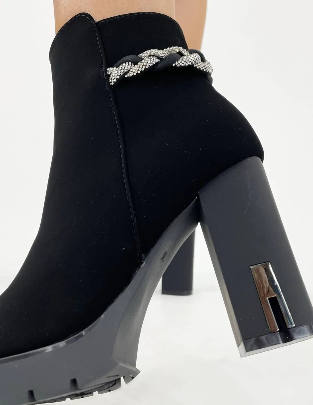 Botin negro de tacon | Brillo trenzado