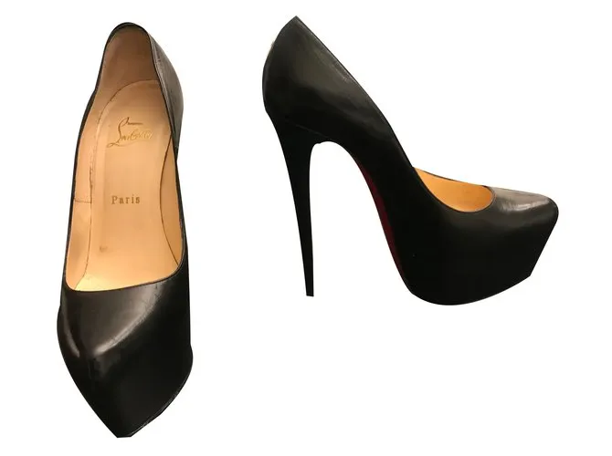 Christian Louboutin daffodile 16cm Negro 