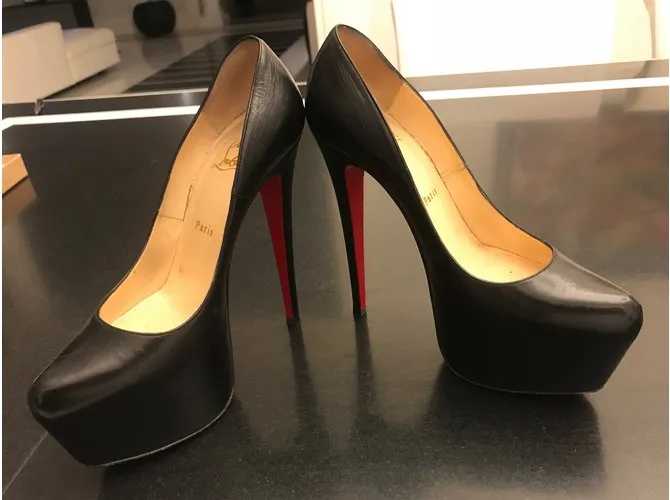 Christian Louboutin daffodile 16cm Negro 