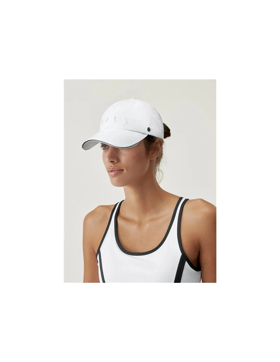 Gorra Born Living Yoga Deckel White
