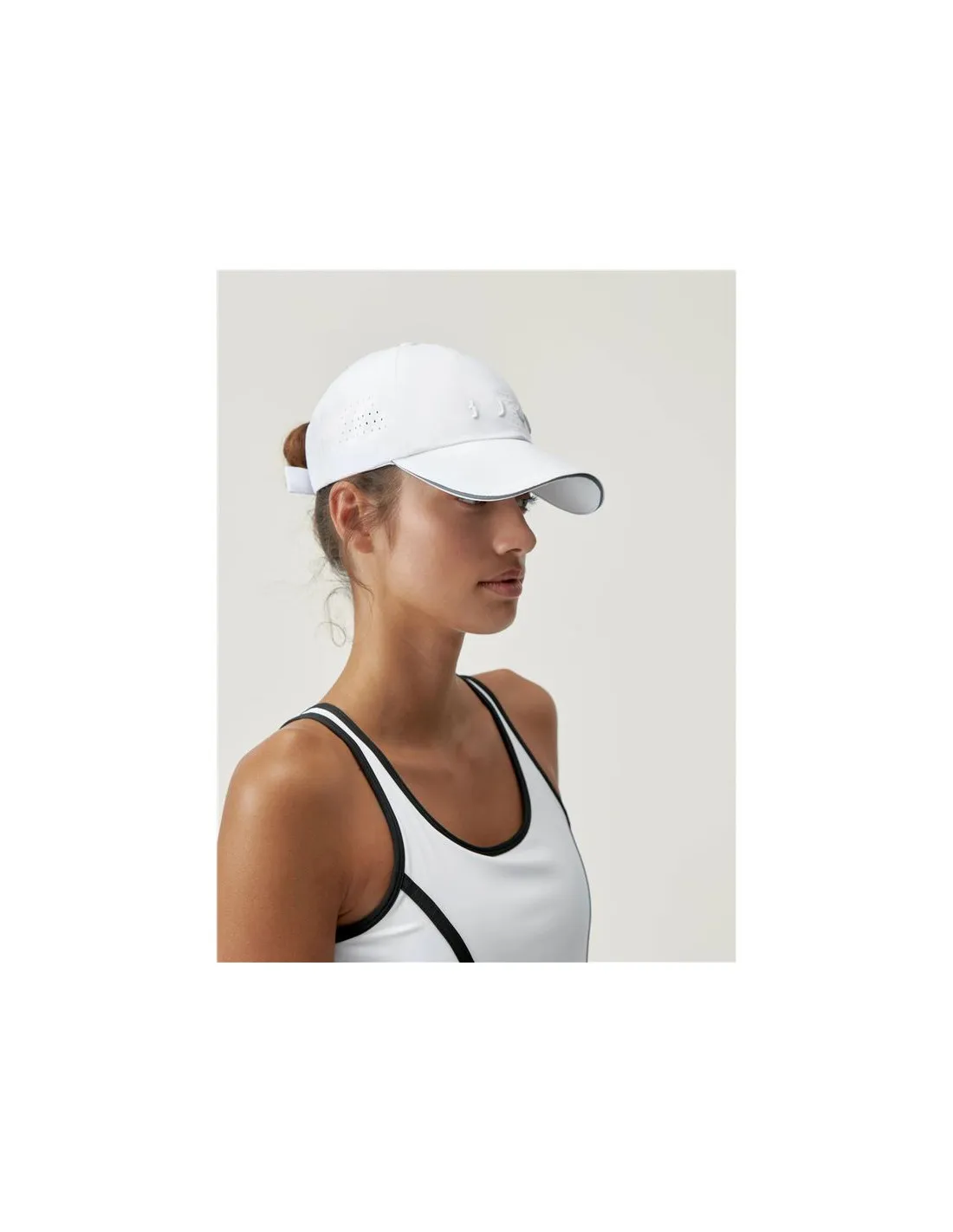 Gorra Born Living Yoga Deckel White