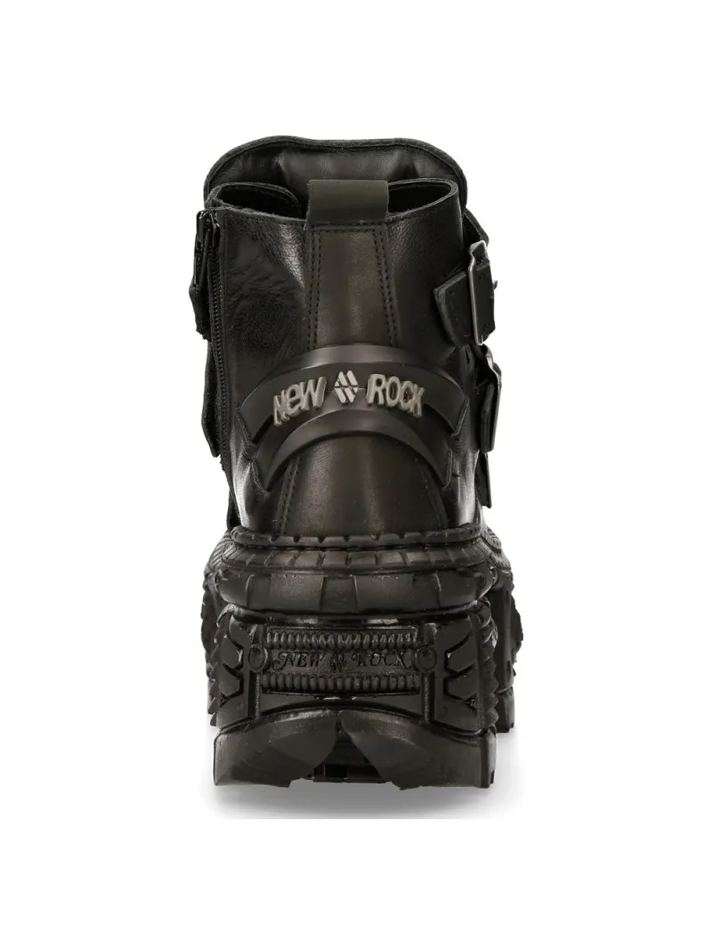 Luxor tank high black leather ankle boots