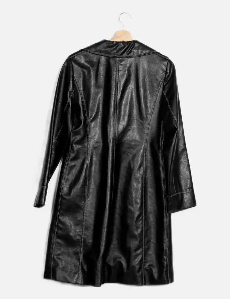 Mercredi Abrigo negro combinado