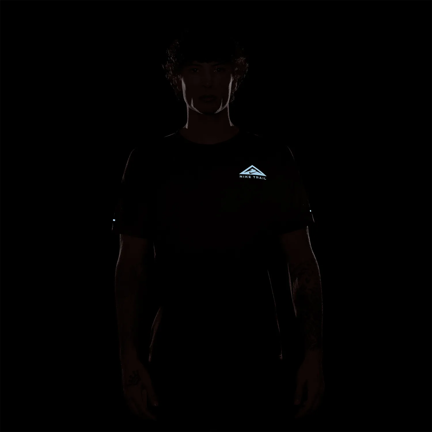 NIKE DRIFIT SOLAR CHASE CAMISETA