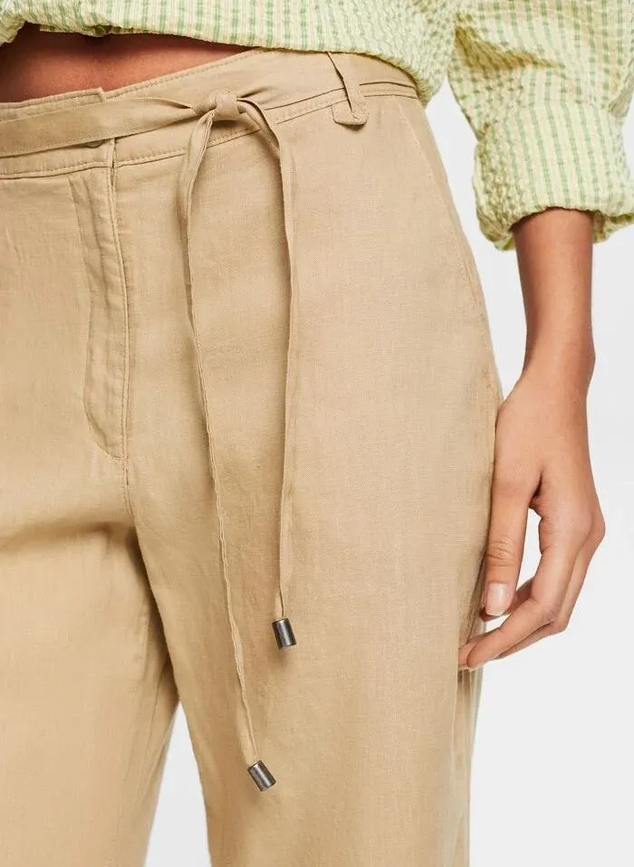 Pantalón ancho de lino en beige