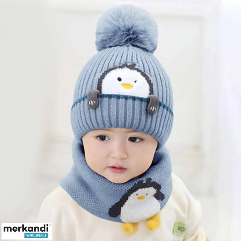 Prepara tu tienda para las aventuras invernales con nuestro conjunto de gorro y bufanda para niños Pingu