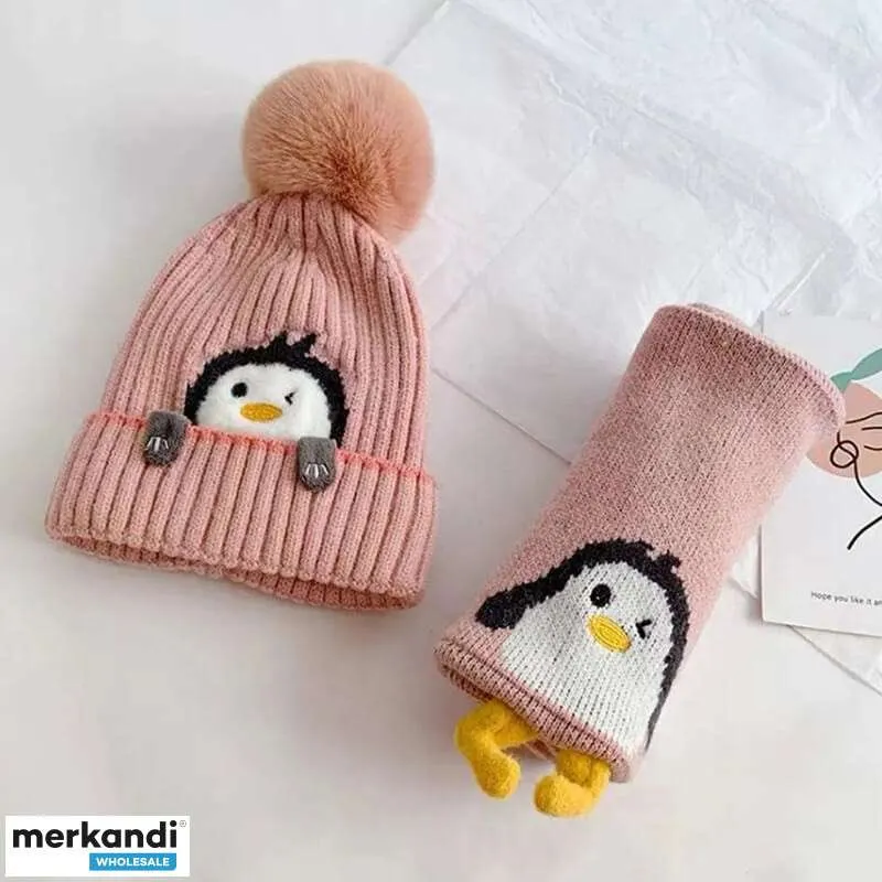 Prepara tu tienda para las aventuras invernales con nuestro conjunto de gorro y bufanda para niños Pingu