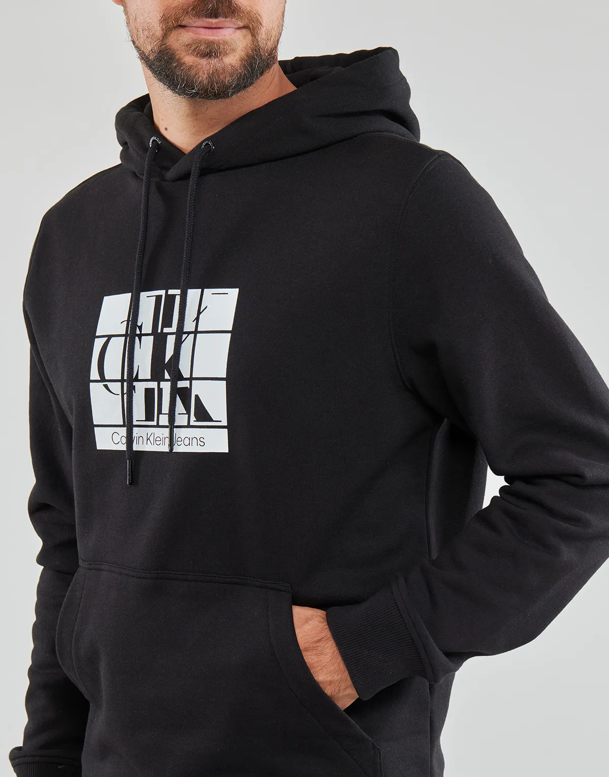 SCATTERED URBAN GRAPHIC HOODIE