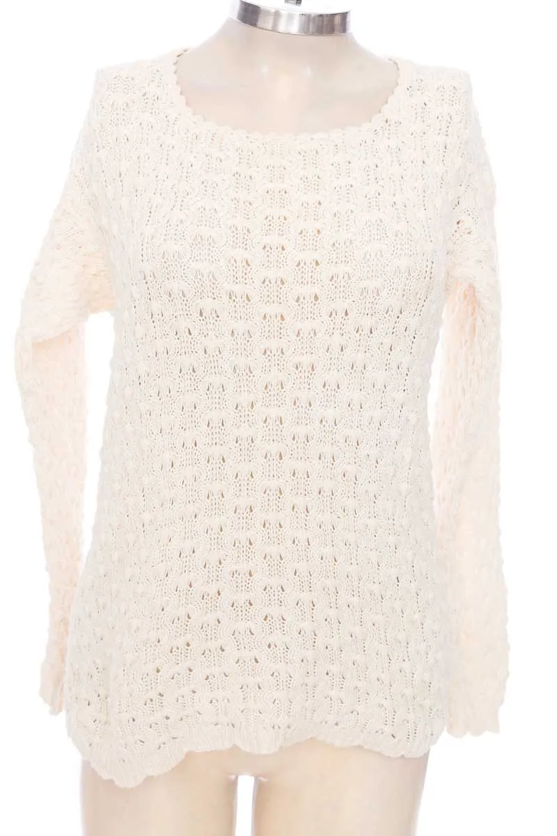 SWEATER COLOR BEIGE  CLOSEANDO