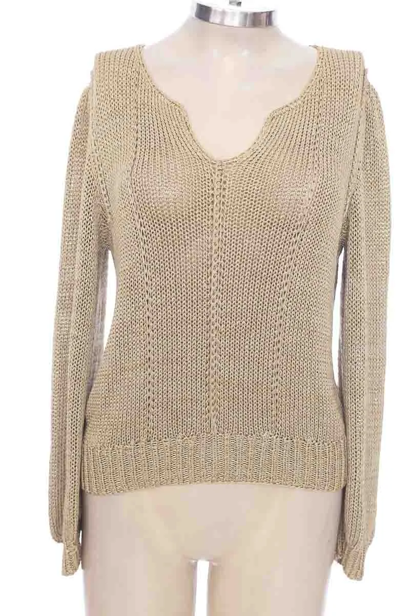 SWEATER COLOR VERDE  CLOSEANDO