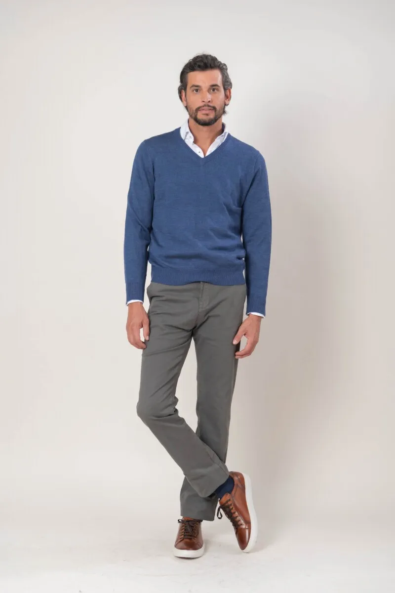 SWEATER ESCOTE V LANA LAMBSWOOL  AZUL PIEDRA