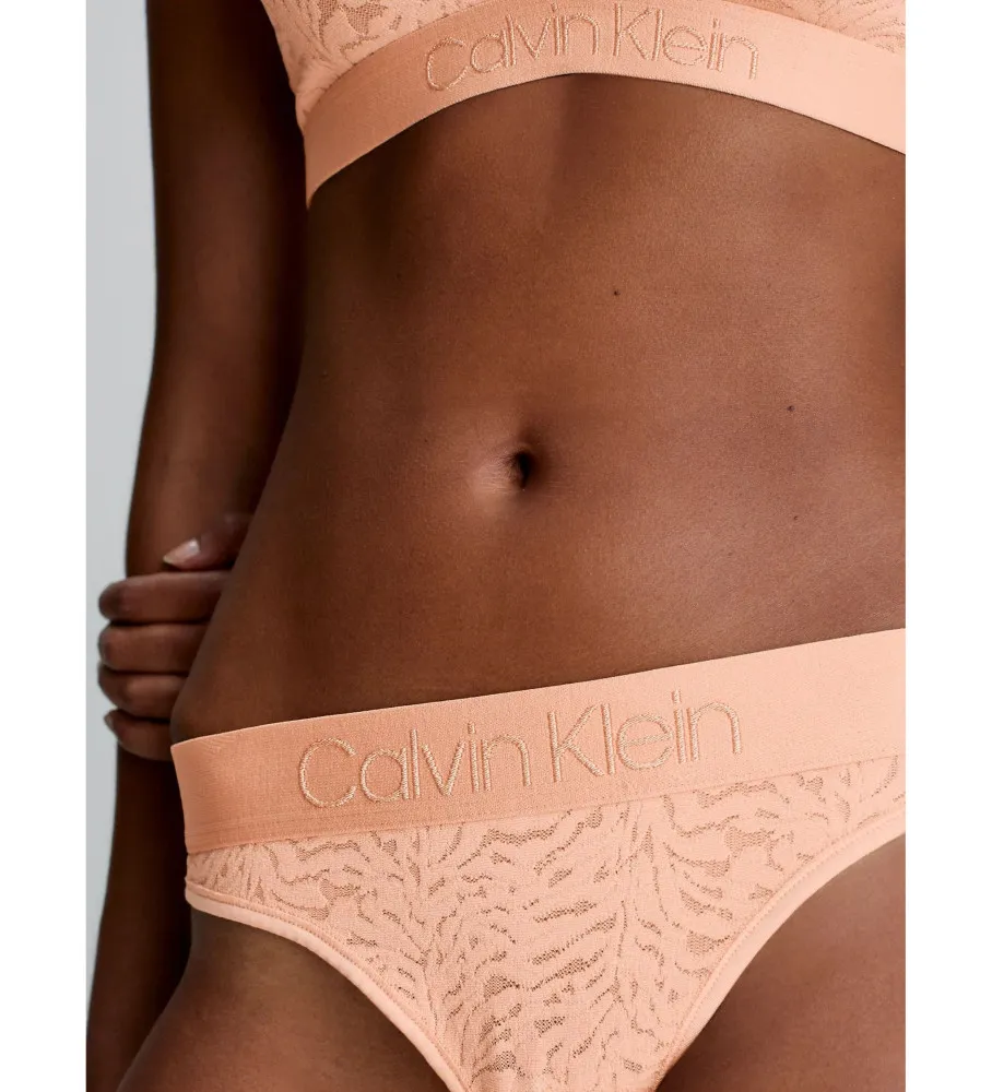 Tanga Encaje rosa