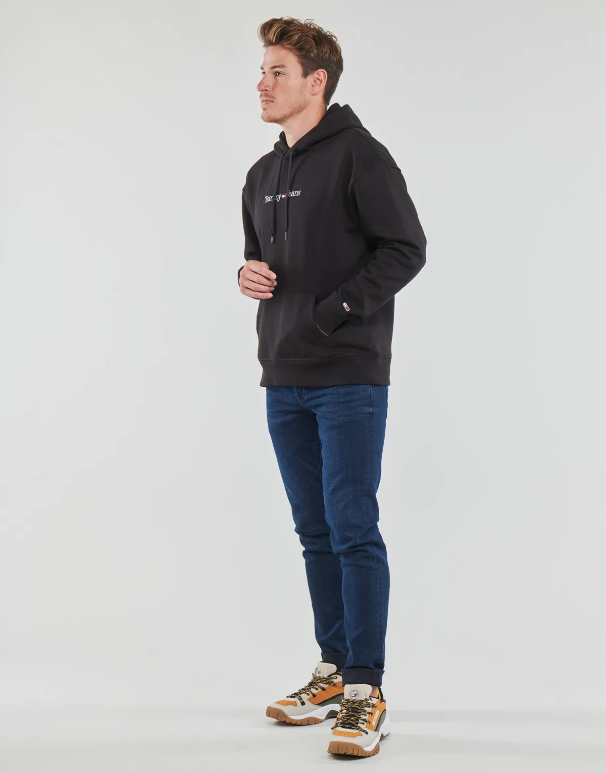 TJM REG LINEAR HOODIE