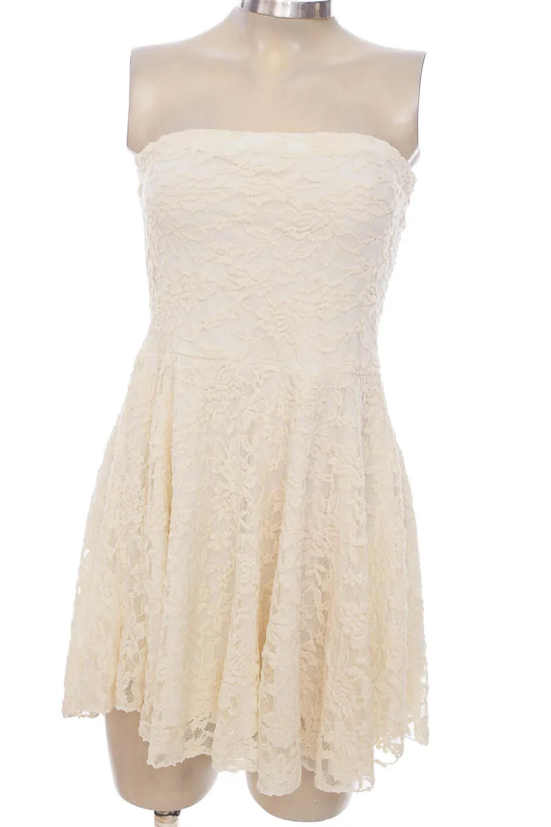 VESTIDO / ENTERIZO COLOR BLANCO  PYRAMIDE