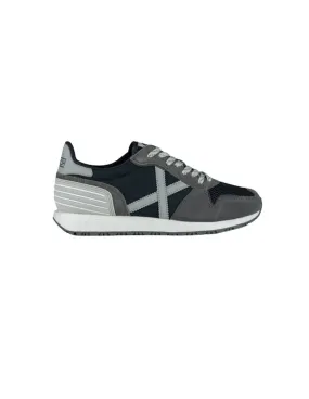 ZAPATILLAS MUNICH NEGRAS Y GRISES LOGO LATERAL  ECOOL