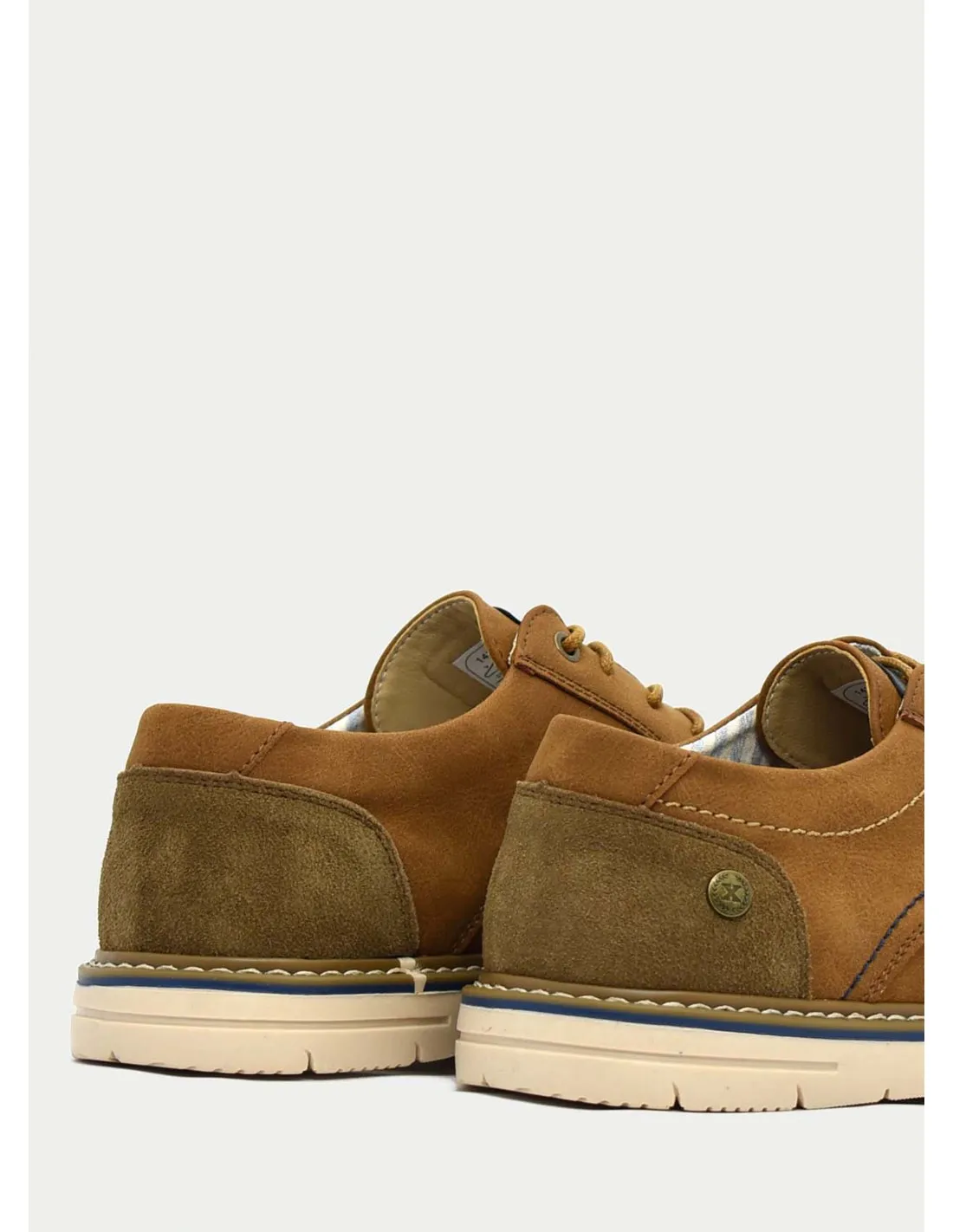 ZAPATO CASUAL XTI 142526 CAMEL 