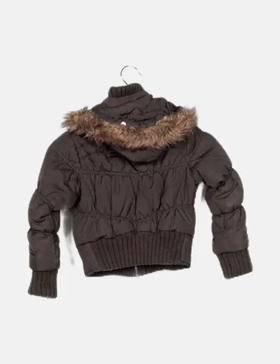 Zara Abrigo verde acolchado